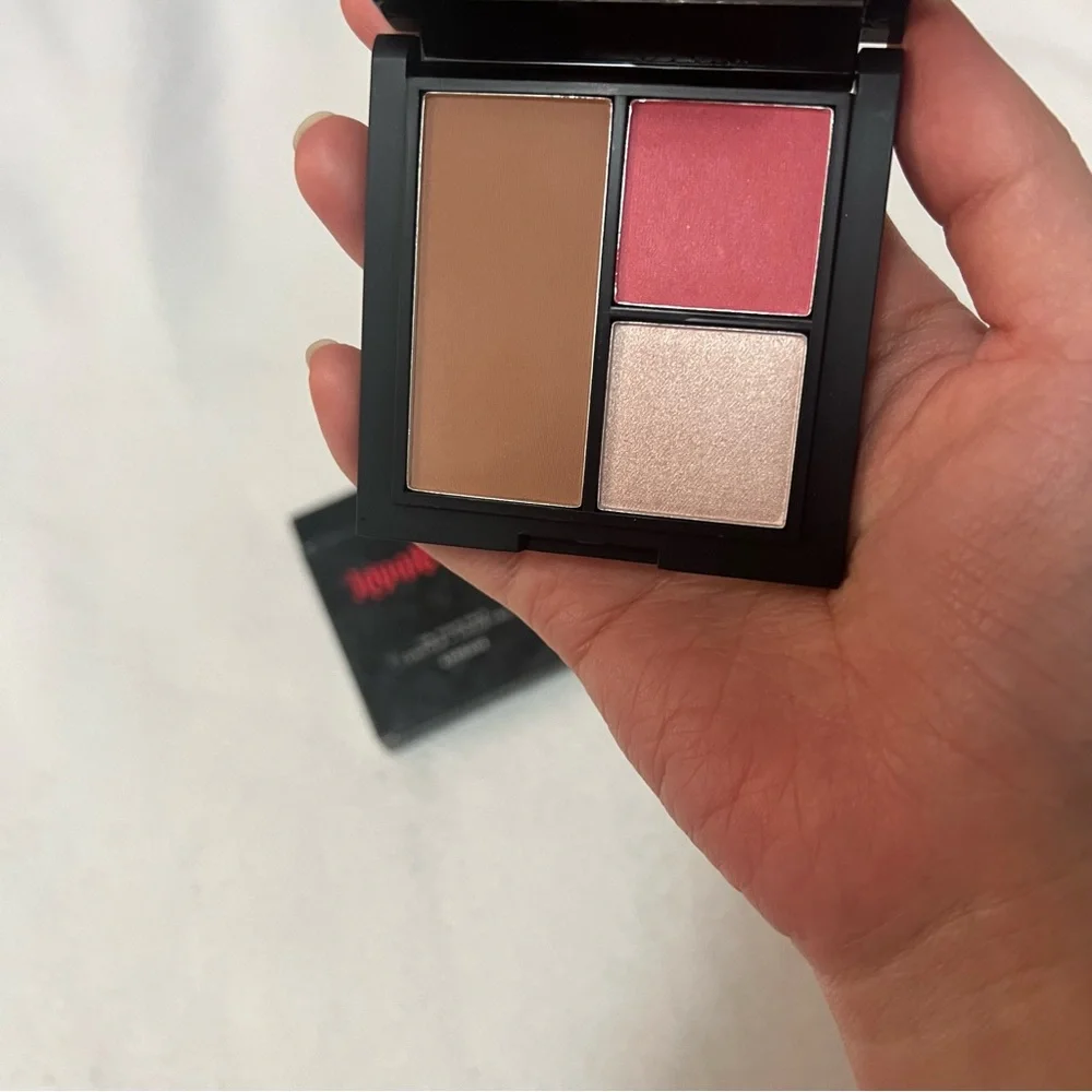 Reina Rebelde On Your Face Contour + Color Trio ADORADA